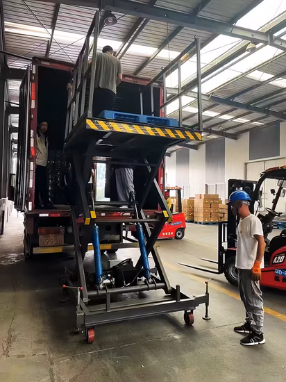 Scissor Lift Machine 4m 6m 200kg 230kg 450kg Crawler Small Narrow Aisle Mover Scissor Lifting Table Working Platform
